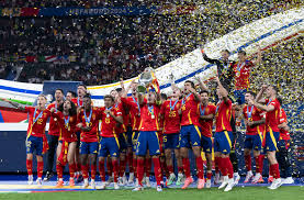 终于做到了！王艺衡用时3.08秒，创三阶魔方世界纪录！28亮73回复.