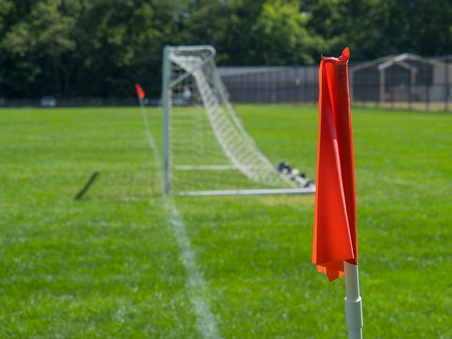 攻势如潮！公牛连续进攻得手&分差直逼20分.